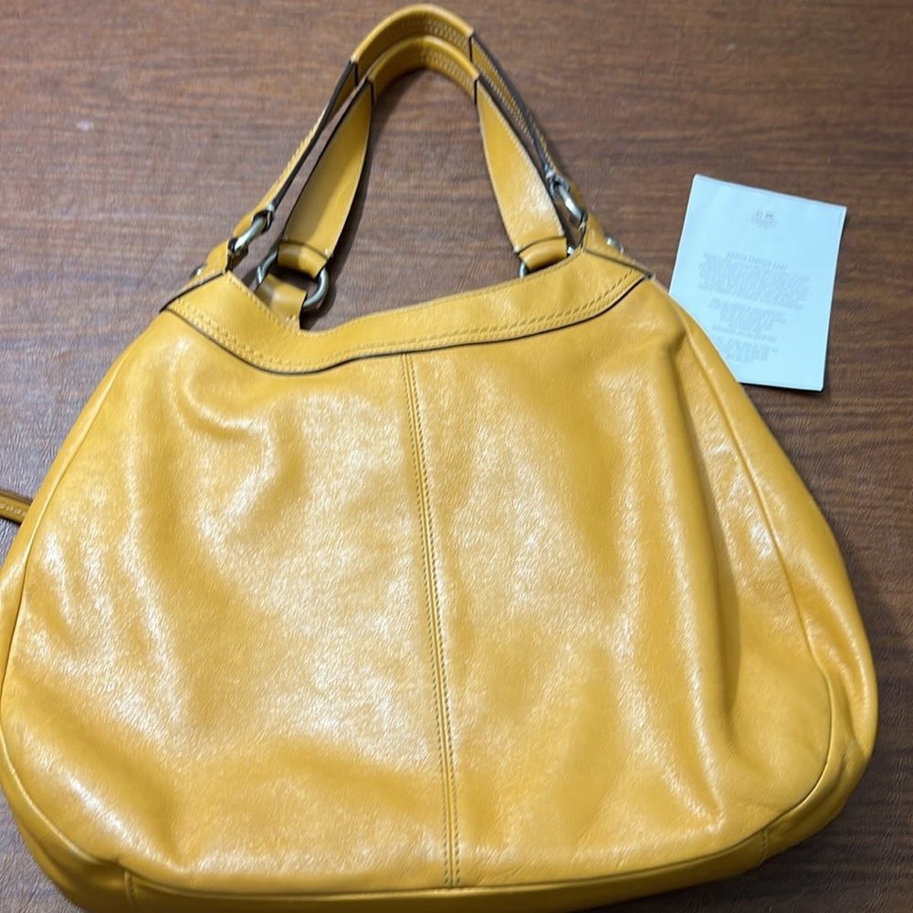 Coach purse - Picture 3 of 8